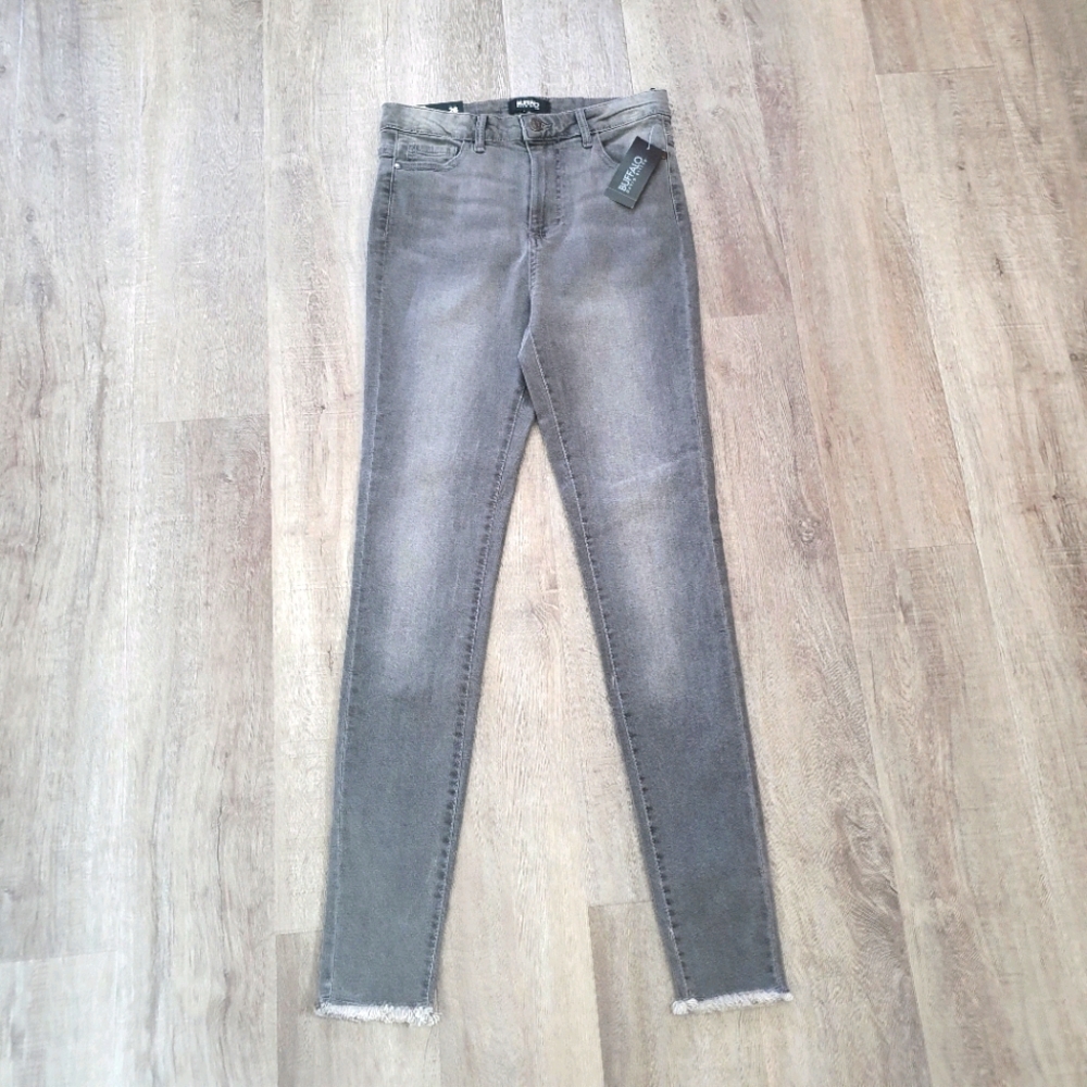 NWT High Rise Jeans - Picture 2 of 4
